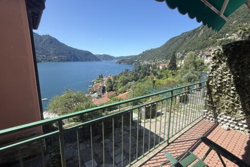 Moltrasio Appartamento con Terrazzo e Vista Lago3