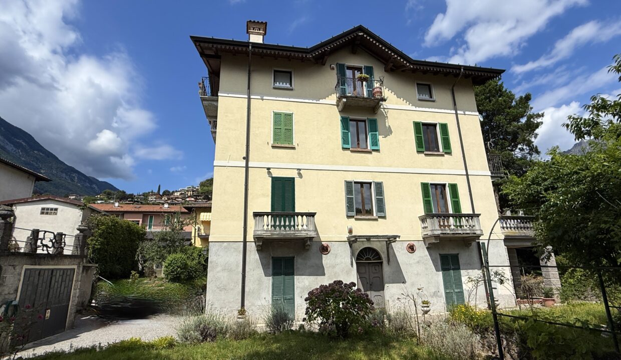 14B4360F-D86C-4AEF-9917-2C2E93D28BD6_1_201_a