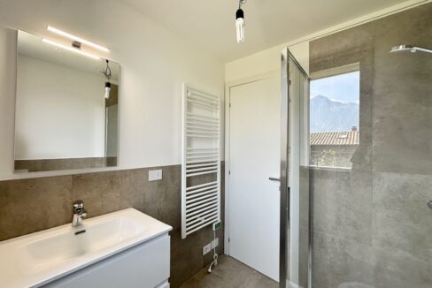 Appartamento Moderno Gera Lario con Giardino