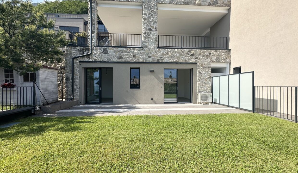 Appartamento Moderno Gera Lario con Giardino