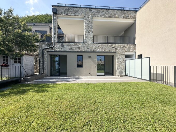 Appartamento Moderno Gera Lario con Giardino