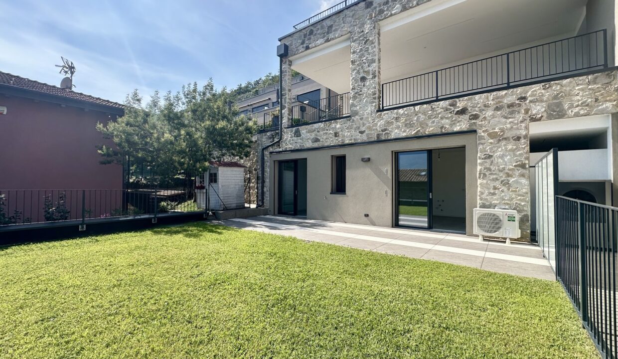 Appartamento Moderno Gera Lario con Giardino