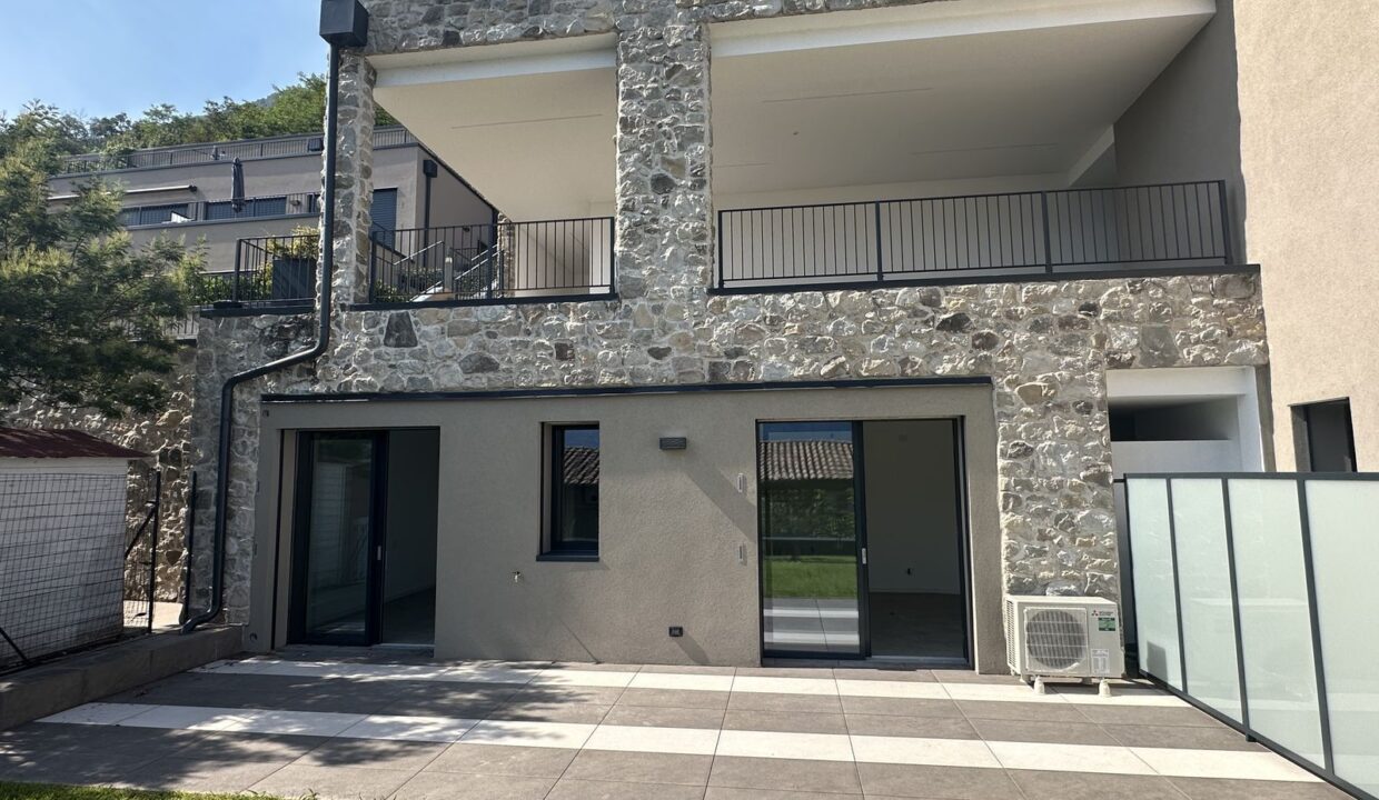 Appartamento Moderno Gera Lario con Giardino