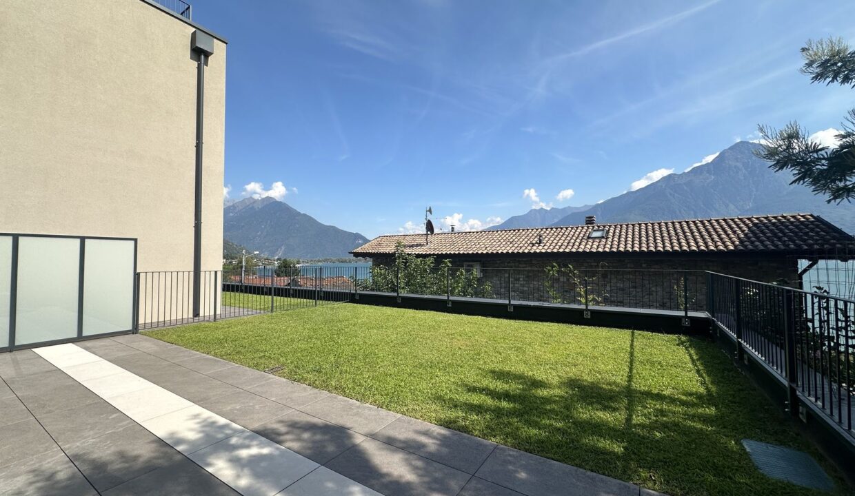 Appartamento Moderno Gera Lario con Giardino
