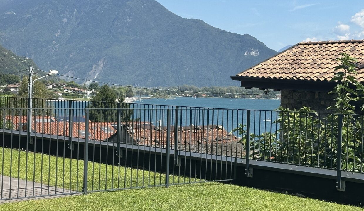 Appartamento Moderno Gera Lario con Giardino