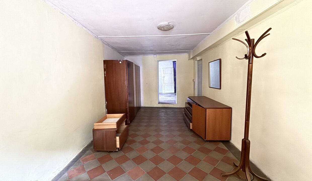 Appartamento Dongo da Ristrutturare 100mt Lago