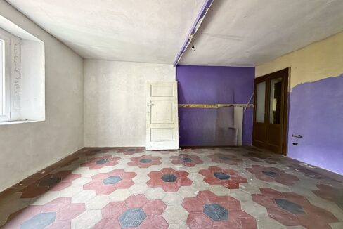 Appartamento Dongo da Ristrutturare 100mt Lago