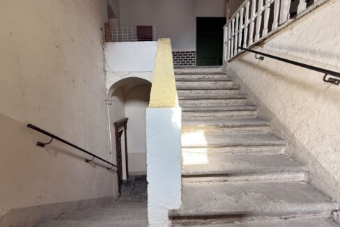 Appartamento Dongo da Ristrutturare 100mt Lago