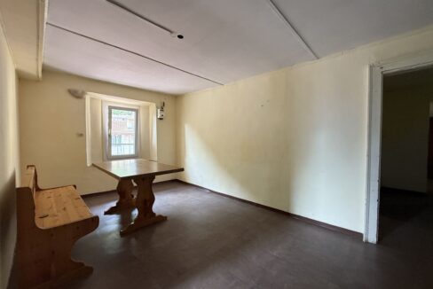 Appartamento Dongo da Ristrutturare 100mt Lago