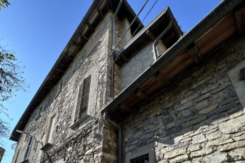 Appartamento Dongo da Ristrutturare 100mt Lago