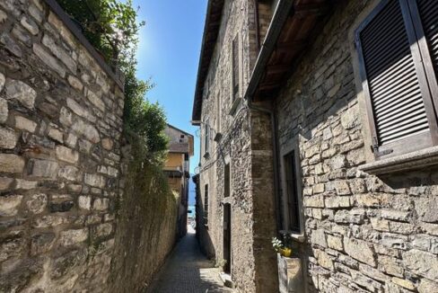 Appartamento Dongo da Ristrutturare 100mt Lago