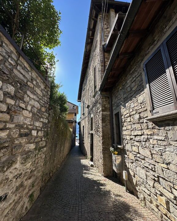 Appartamento Dongo da Ristrutturare 100mt Lago