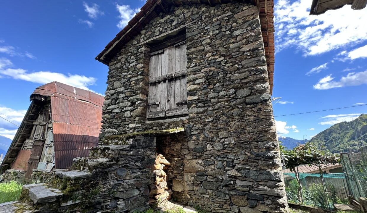 Rustico da Ristrutturare Gravedona ed Uniti con Vista Lago
