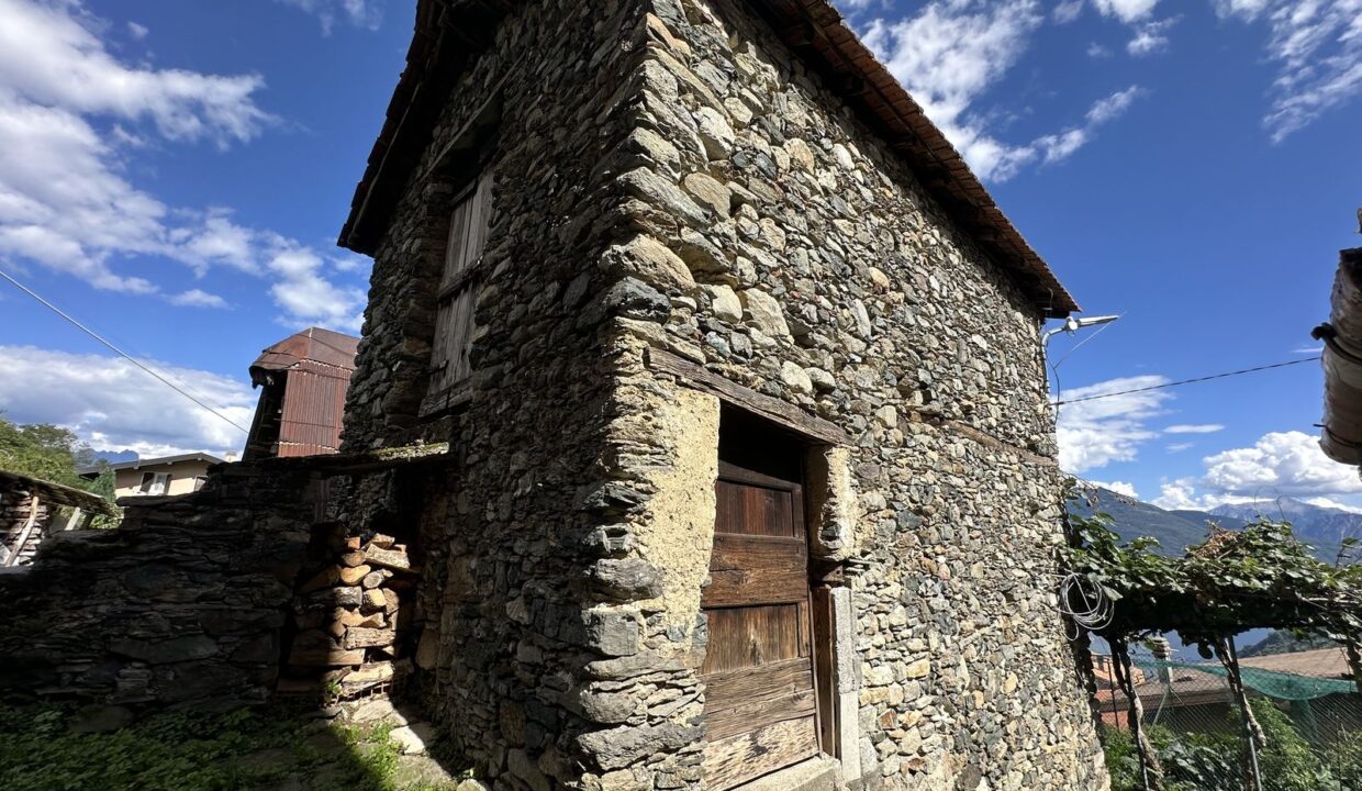 Rustico da Ristrutturare Gravedona ed Uniti con Vista Lago