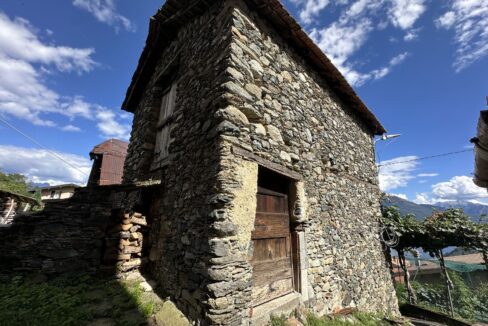 Rustico da Ristrutturare Gravedona ed Uniti con Vista Lago