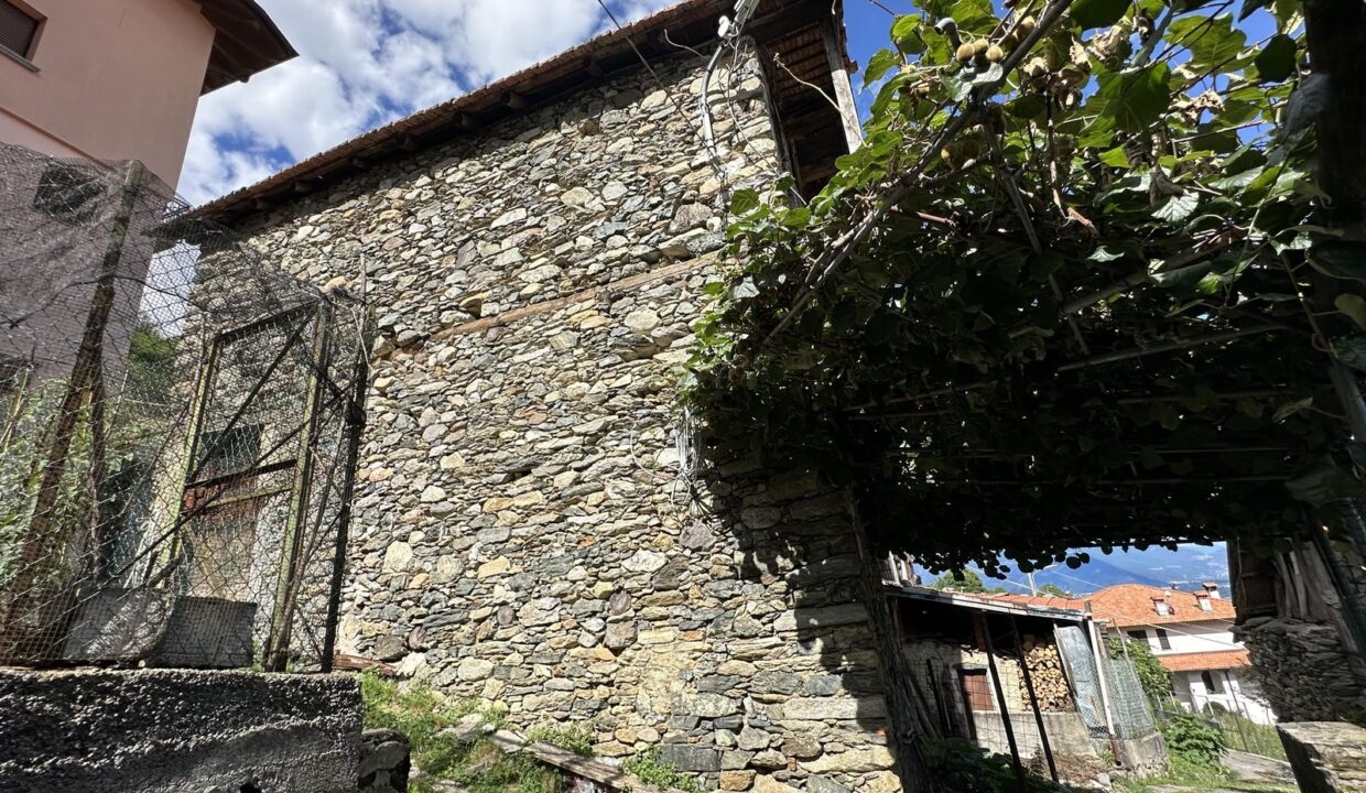 Rustico da Ristrutturare Gravedona ed Uniti con Vista Lago