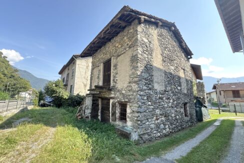Rustico da Ristrutturare Lago Como Sorico