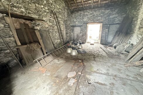 Rustico da Ristrutturare Lago Como Sorico