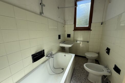 Tremezzo Appartamento con Giardino e Garage 9