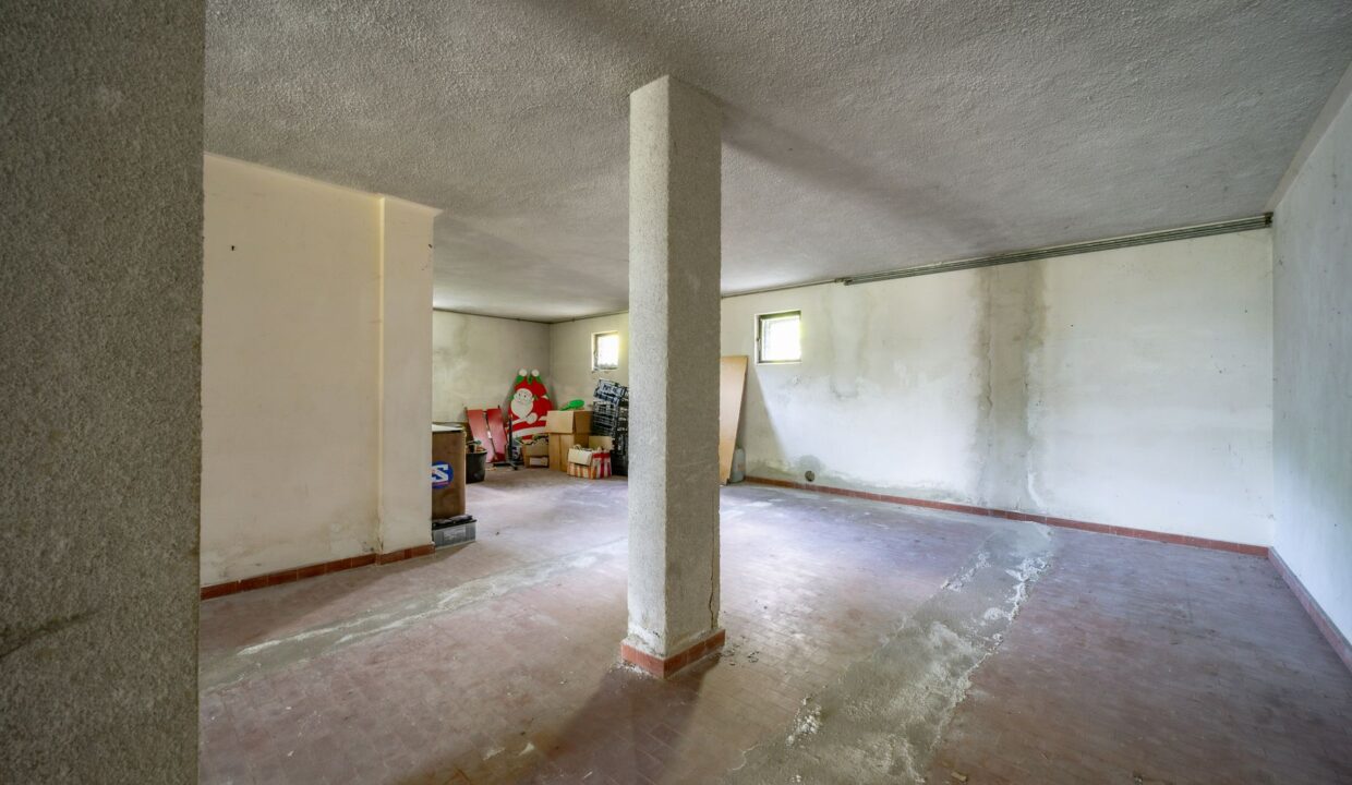 Villa Fronte Lago Como con Giardino Abbadia Lariana