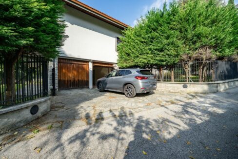 Villa Fronte Lago Como con Giardino Abbadia Lariana