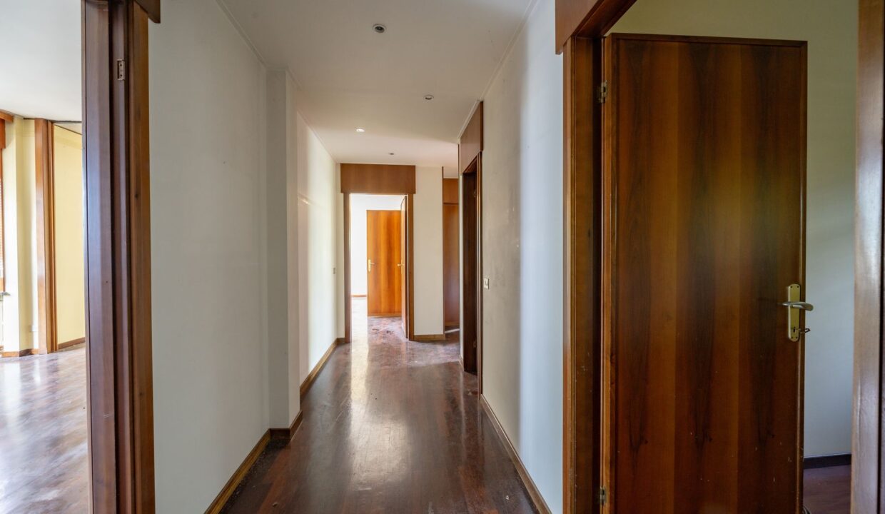 Villa Fronte Lago Como con Giardino Abbadia Lariana