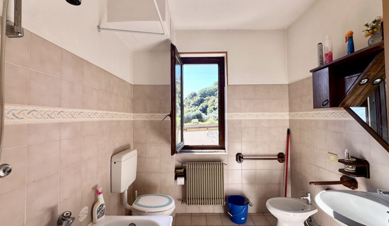 Appartamento Musso con Giardino e Garage