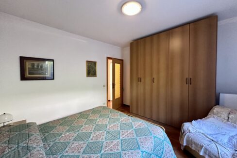 Appartamento Musso con Giardino e Garage