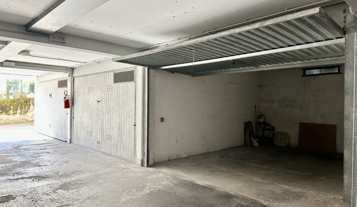 Appartamento Musso con Giardino e Garage