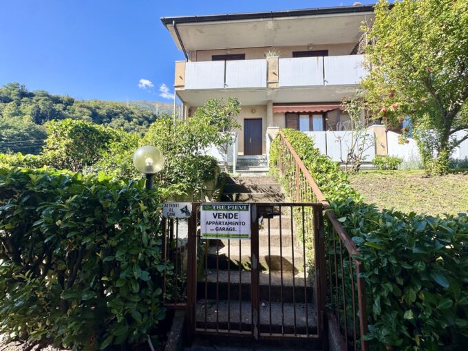 Appartamento Musso con Giardino e Garage