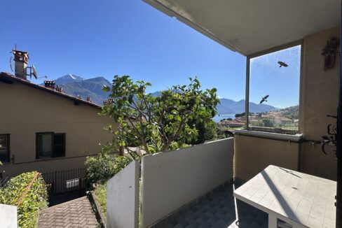 Appartamento Musso con Giardino e Garage