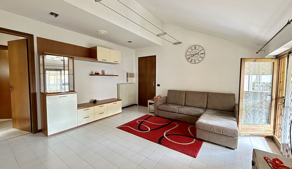 Appartamento San Siro Pochi Passi dal Lago