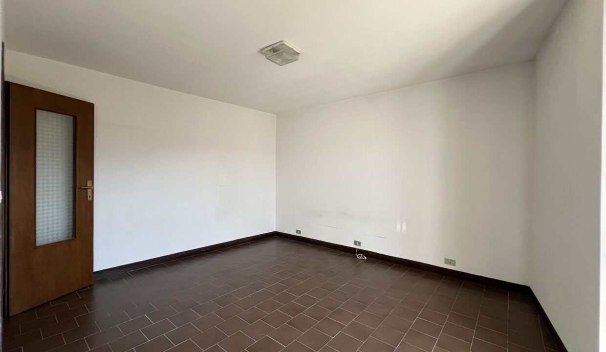 Appartamento Vercana con Balcone