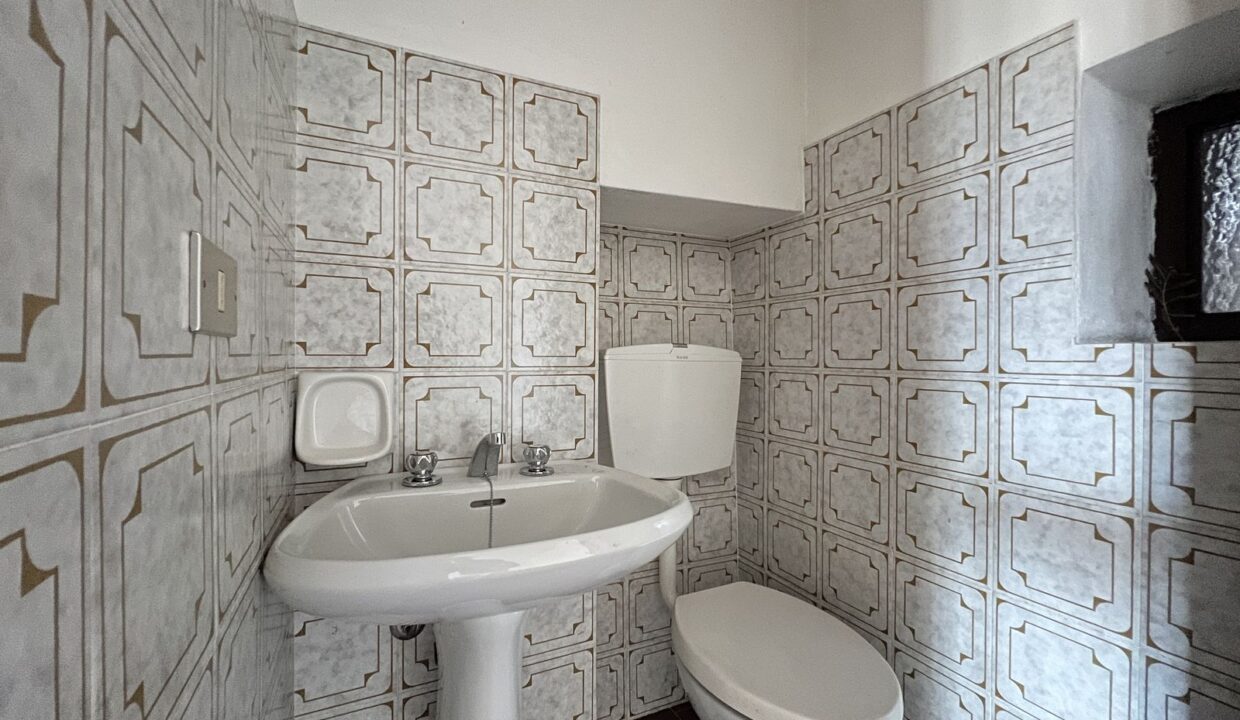 Appartamento Vercana con Balcone