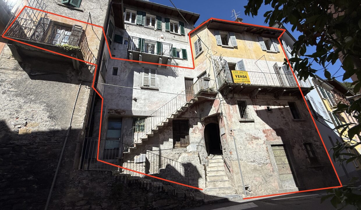 Brienno Porzione di Casa con scorcio Lago 12