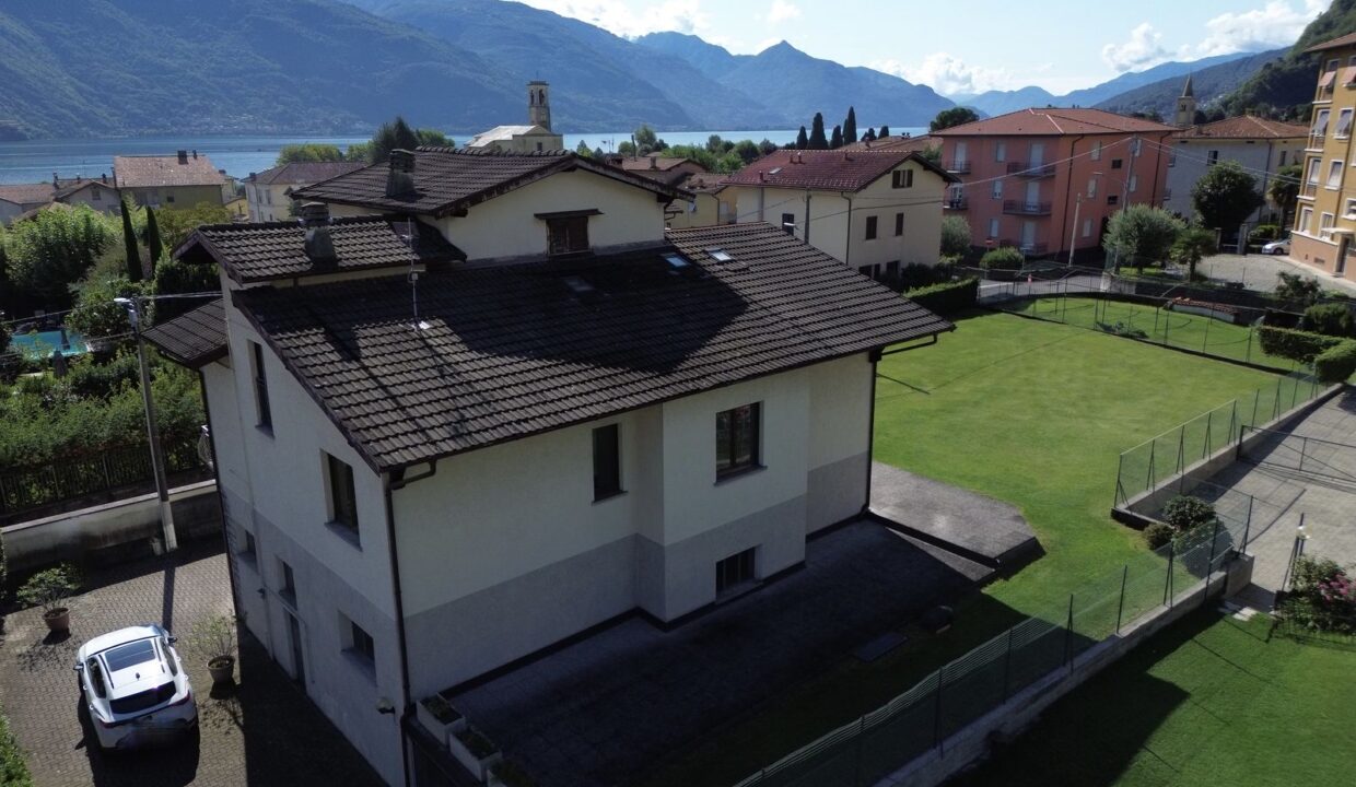 Villa Indipendente Lago Como Dongo