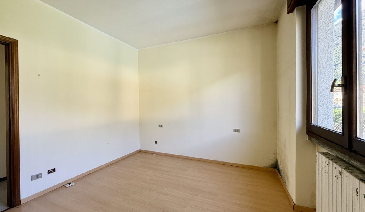 Villa Indipendente Lago Como Dongo