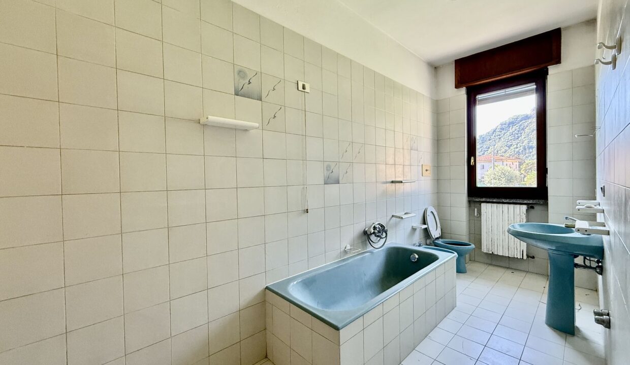 Villa Indipendente Lago Como Dongo