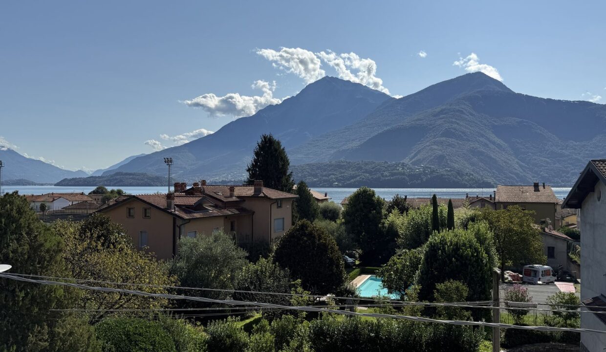Villa Indipendente Lago Como Dongo