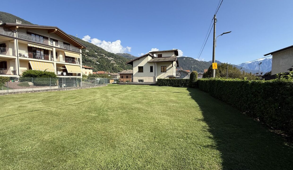 Villa Indipendente Lago Como Dongo