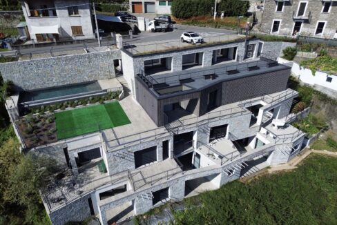 Appartamento Moderno Cremia con Terrazzi