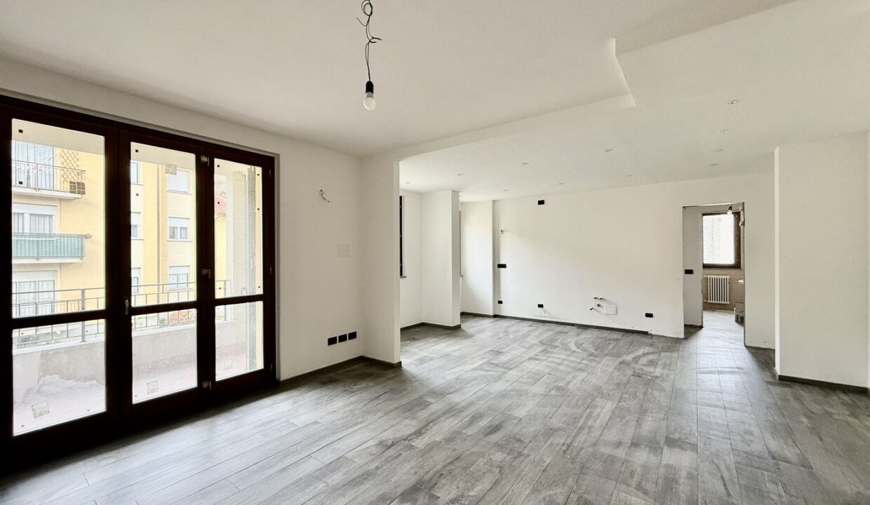 Lago Como Gravedona ed Uniti Appartamento con Garage