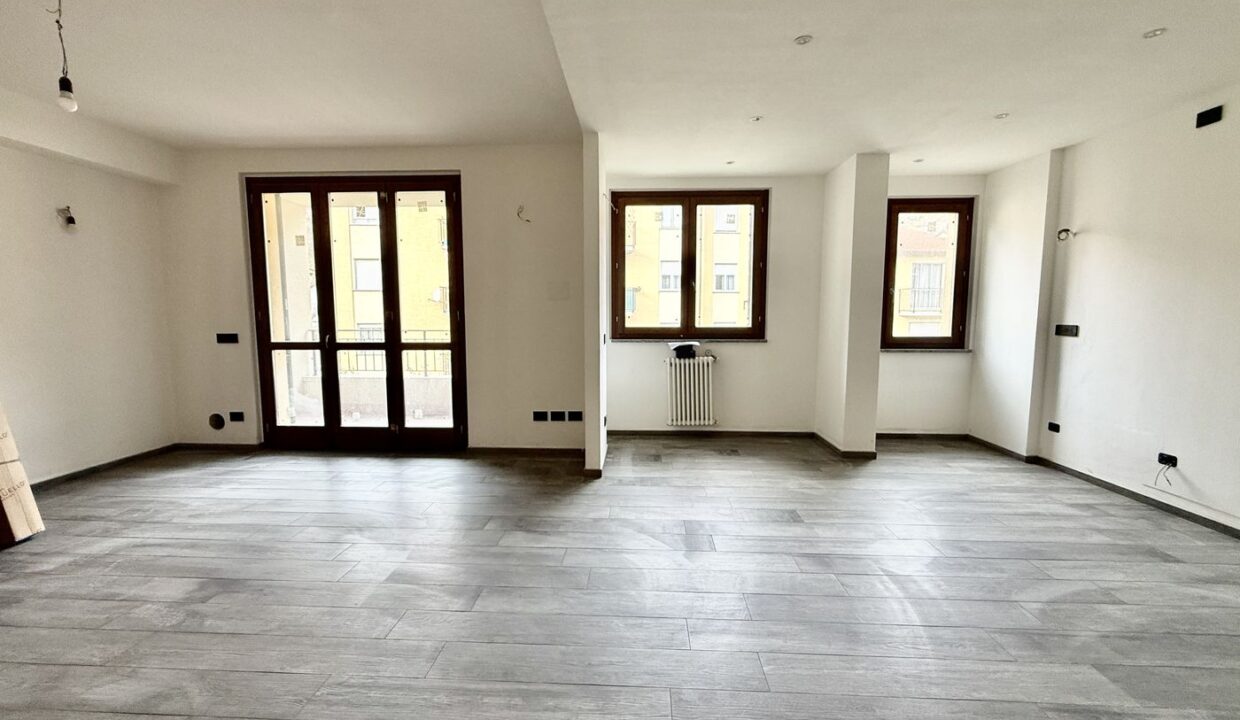 Lago Como Gravedona ed Uniti Appartamento con Garage