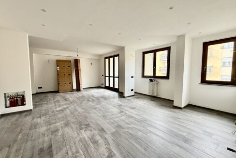 Lago Como Gravedona ed Uniti Appartamento con Garage