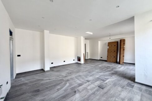 Lago Como Gravedona ed Uniti Appartamento con Garage