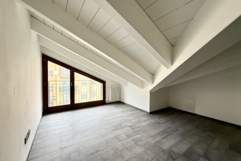 Lago Como Gravedona ed Uniti Appartamento con Garage