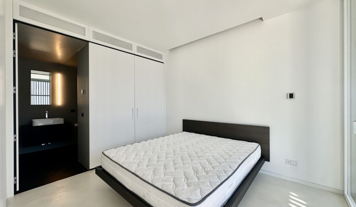 Appartamento Moderno Cremia con Terrazzi