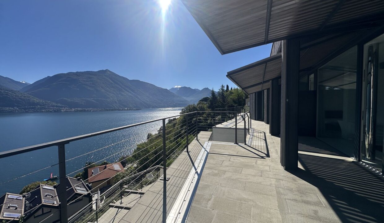 Appartamento Moderno Cremia con Terrazzi