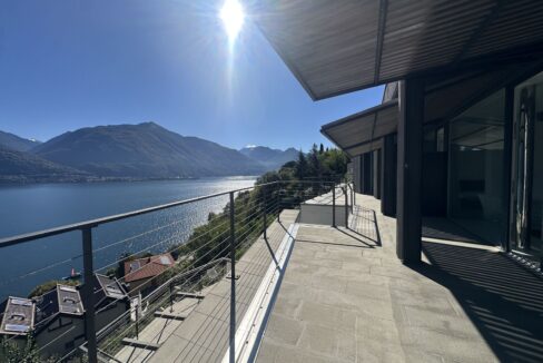 Appartamento Moderno Cremia con Terrazzi