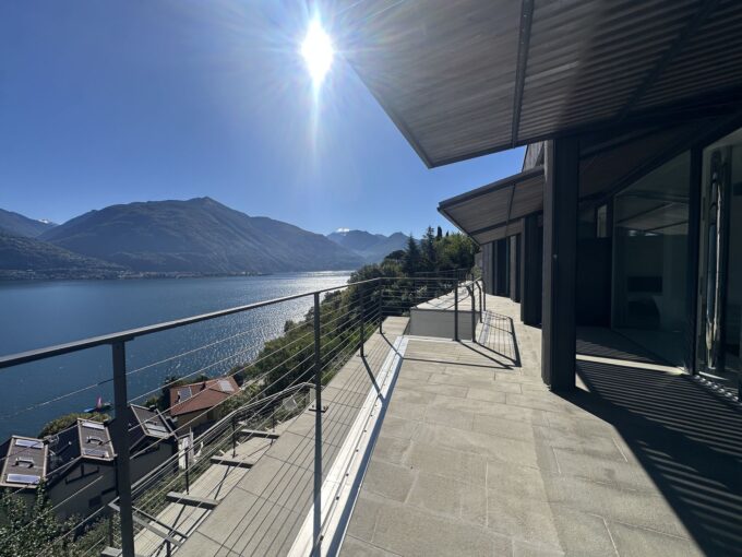 Appartamento Moderno Cremia con Terrazzi